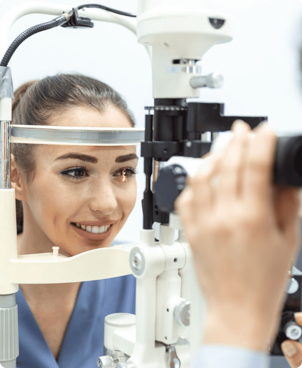 consulta-con-oftalmologa-en-monterrey.png