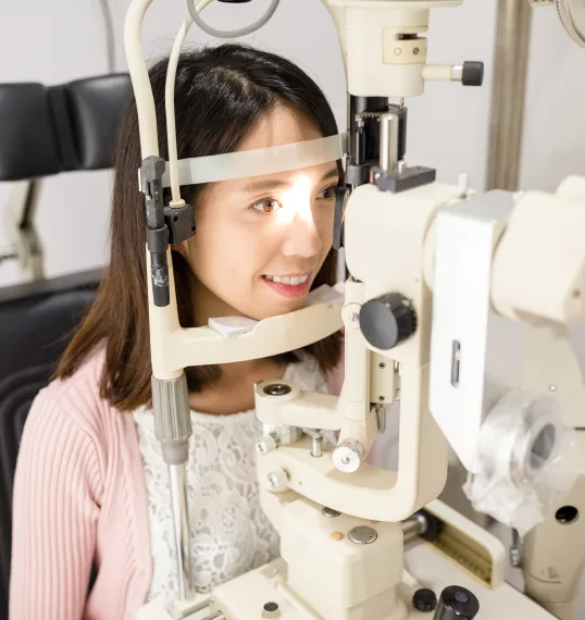 Retinopatía diabética en Monterrey: cómo afecta tu visión y cómo controlarla a tiempo